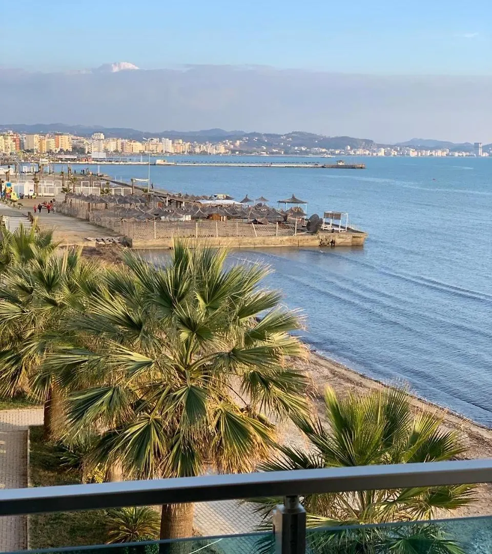 Sea Front Apartment Durrës