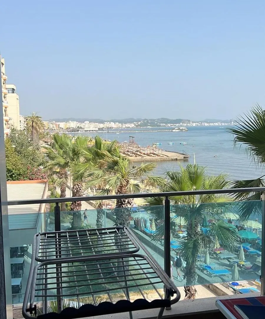 Sea Front Apartment Durrës